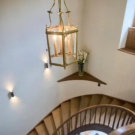 Chateau De La Chapelle