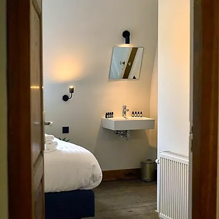 Bed & Breakfast Chateau De La Chapelle Anthisnes