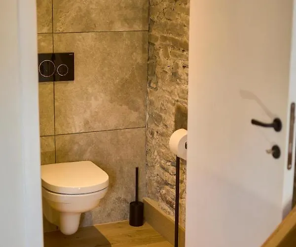 Château De La Chapelle